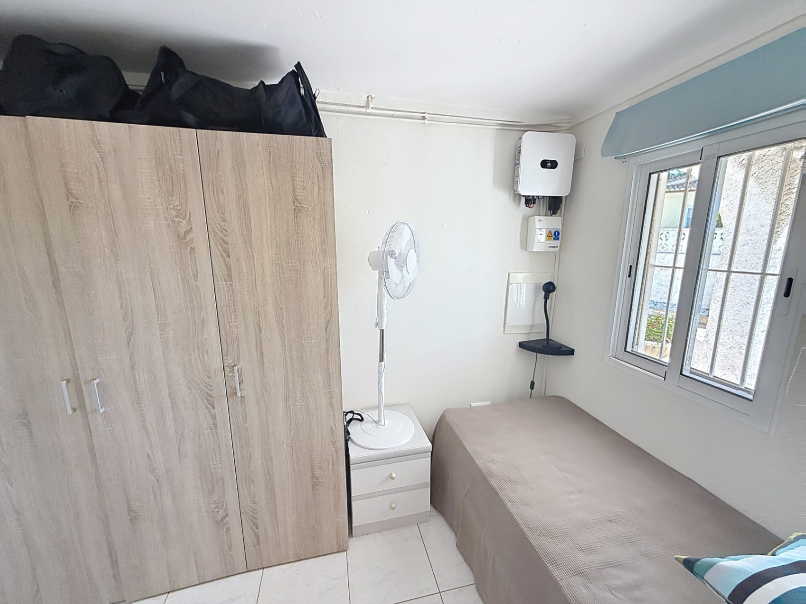Villa de 4 dormitorios reformada con piscina privada y cocina exterior, Moraira
