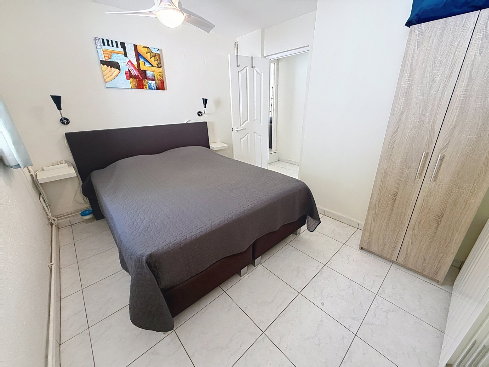 Villa de 4 dormitorios reformada con piscina privada y cocina exterior, Moraira