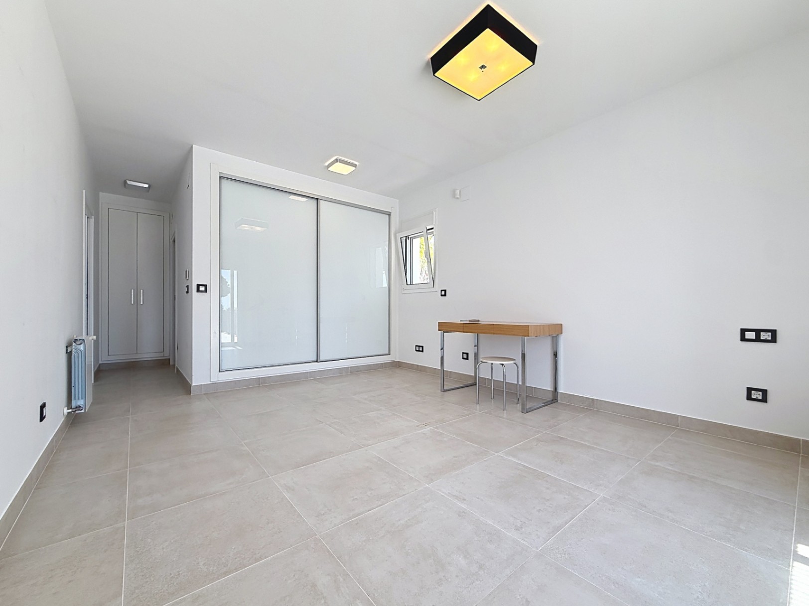 Preciosa villa de 3 habitaciones con vistas al mar y piscina climatizada, Moraira